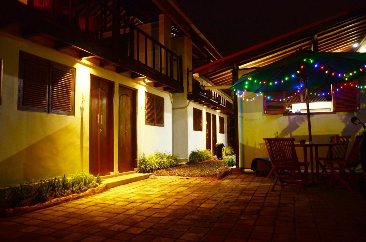 Capung Guesthouse Jimbaran Extérieur photo